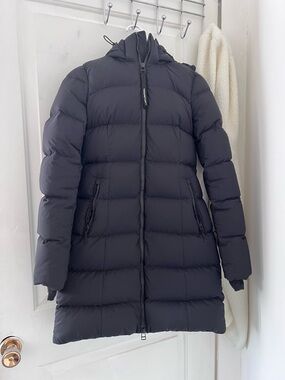 Aritzia Black Long Quilted Puffer Coat with Hood